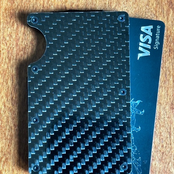 Men’s slim Wallet with RFID Blocking - NWT - Picture 5 of 6